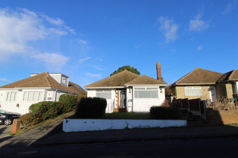 West Cliff Drive, Herne Bay