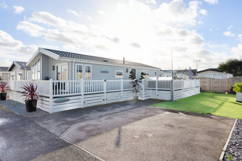 Pebble Beach, Seaview Holiday Park