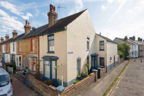 View Full Details for Gladstone Road, Whitstable